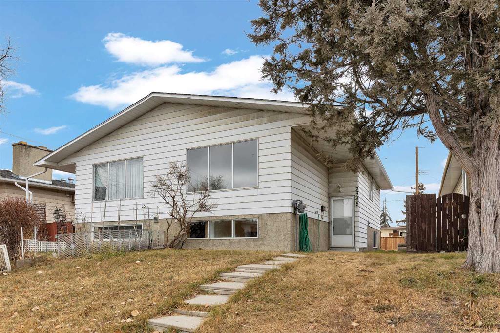 Picture of 2948 Doverville Crescent SE, Calgary Real Estate Listing