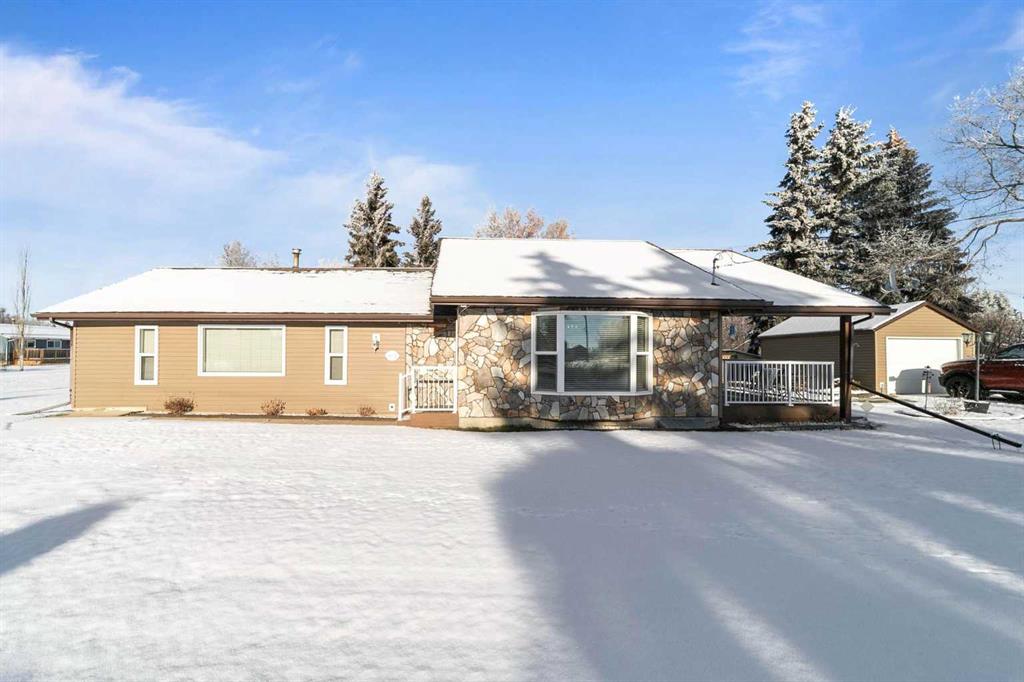 Picture of 4802 51 Avenue , Strome Real Estate Listing