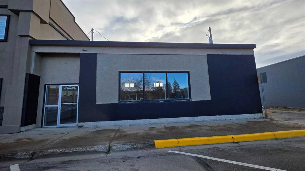 Picture of A, 5009 52 Avenue , Whitecourt Real Estate Listing