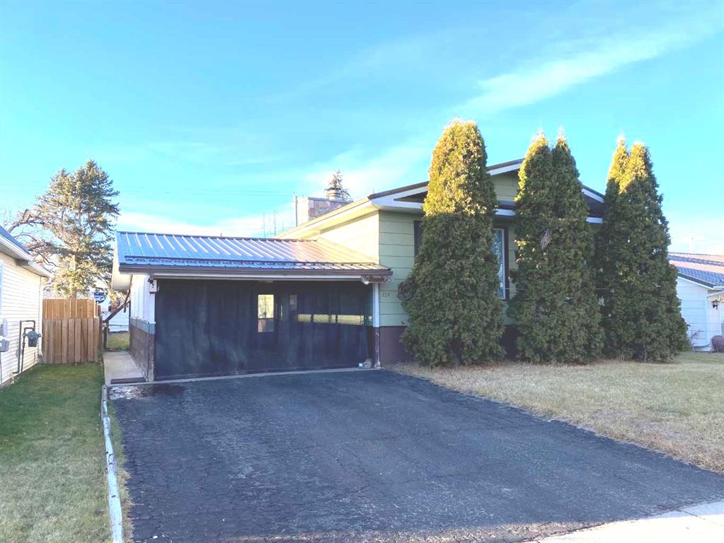 Picture of 124 1 Street , Duchess Real Estate Listing