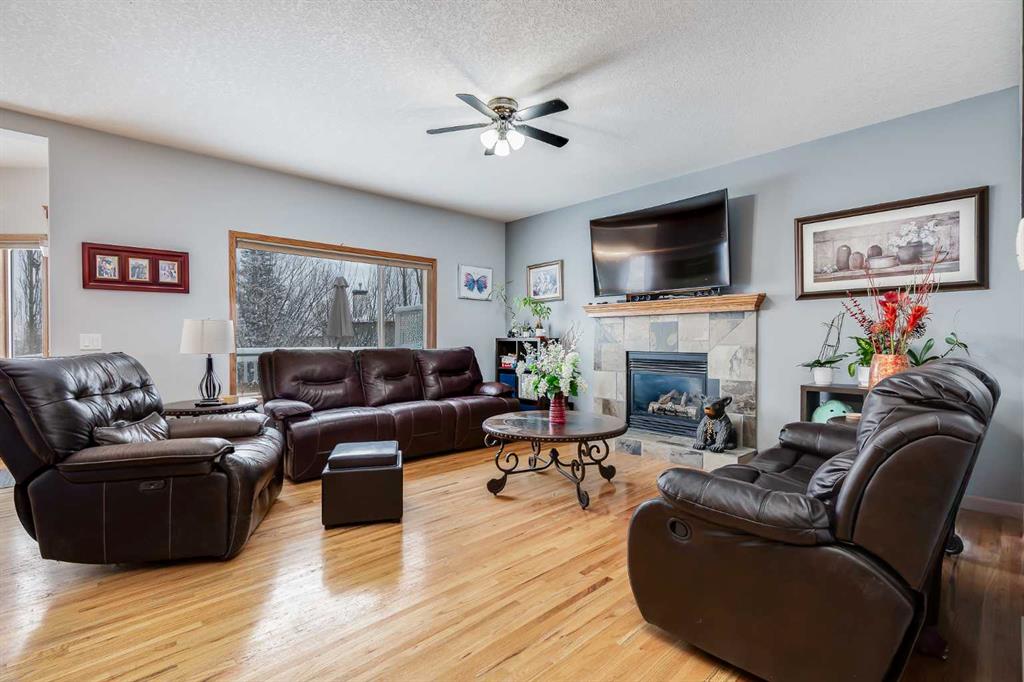 Picture of 144 Bow Ridge Drive , Cochrane Real Estate Listing