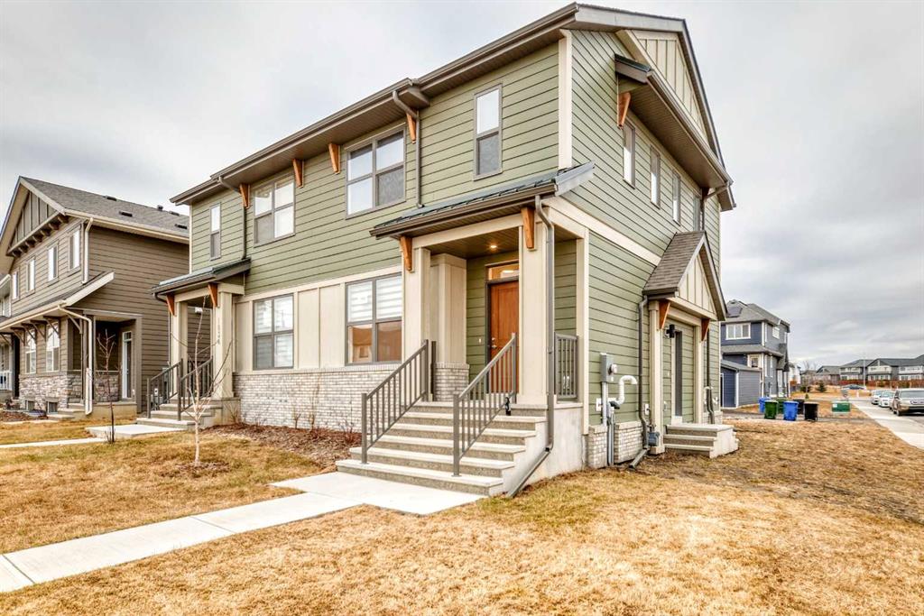 Picture of 1032 Mahogany Boulevard SE, Calgary Real Estate Listing