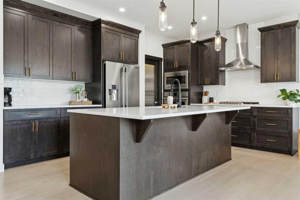 Picture of 206 Riviera View , Cochrane Real Estate Listing