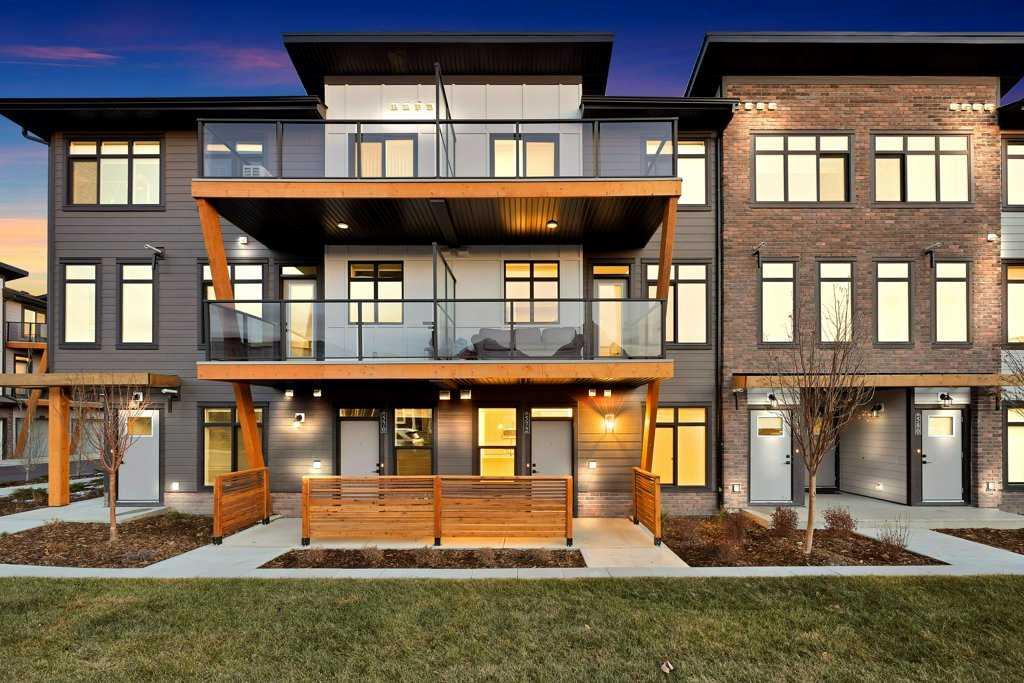 Picture of 572 Seton Circle , Calgary Real Estate Listing