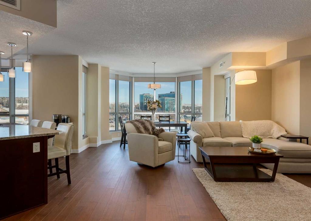 Picture of 605, 32 Varsity Estates Circle NW, Calgary Real Estate Listing