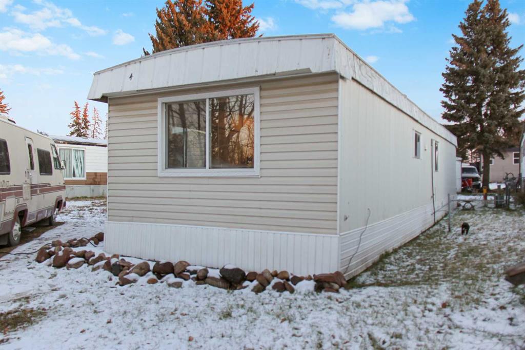 Picture of 4, 4504 41 Street , Camrose Real Estate Listing