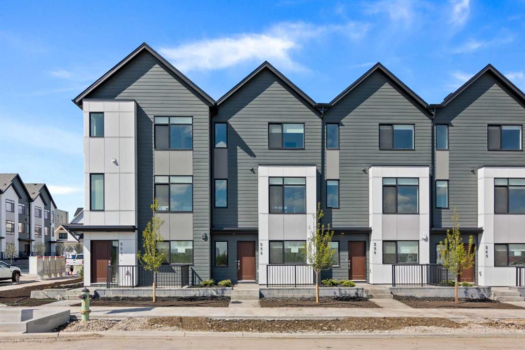 Picture of 132 Quesnay Wood Link SW, Calgary Real Estate Listing