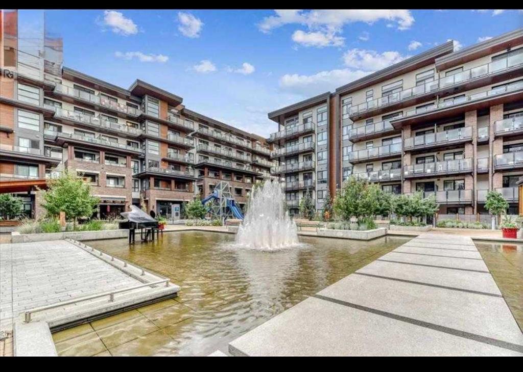 Picture of 403, 122 Mahogany Centre SE, Calgary Real Estate Listing