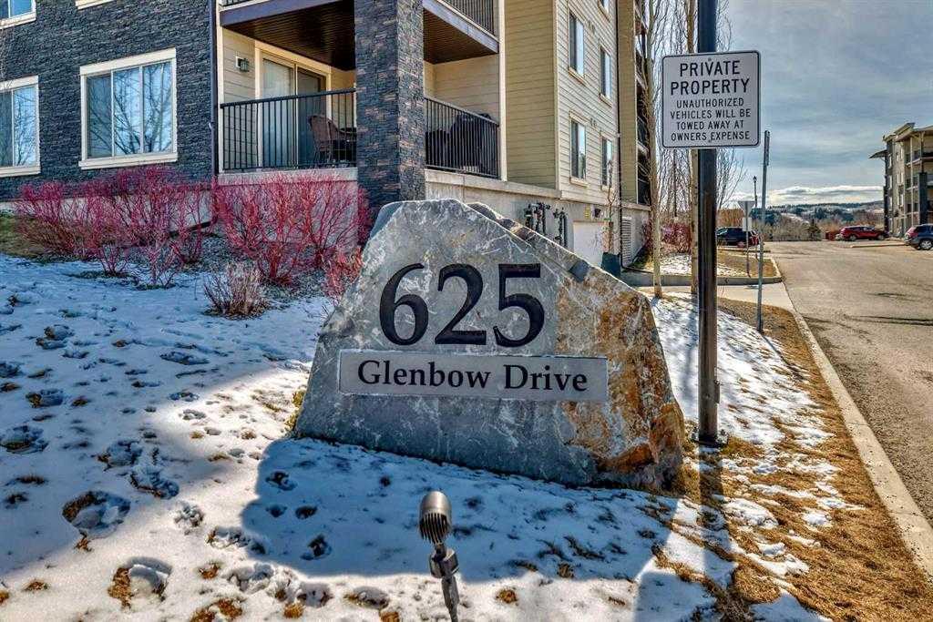 Picture of 1414, 625 Glenbow Drive , Cochrane Real Estate Listing