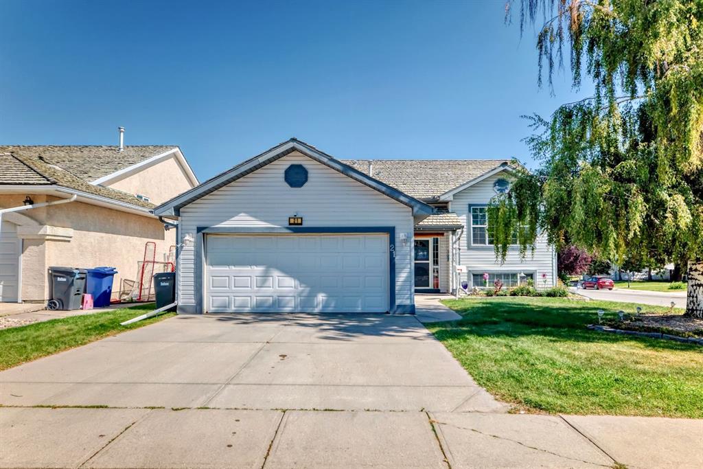 Picture of 21 Strathmore Lakes Way , Strathmore Real Estate Listing