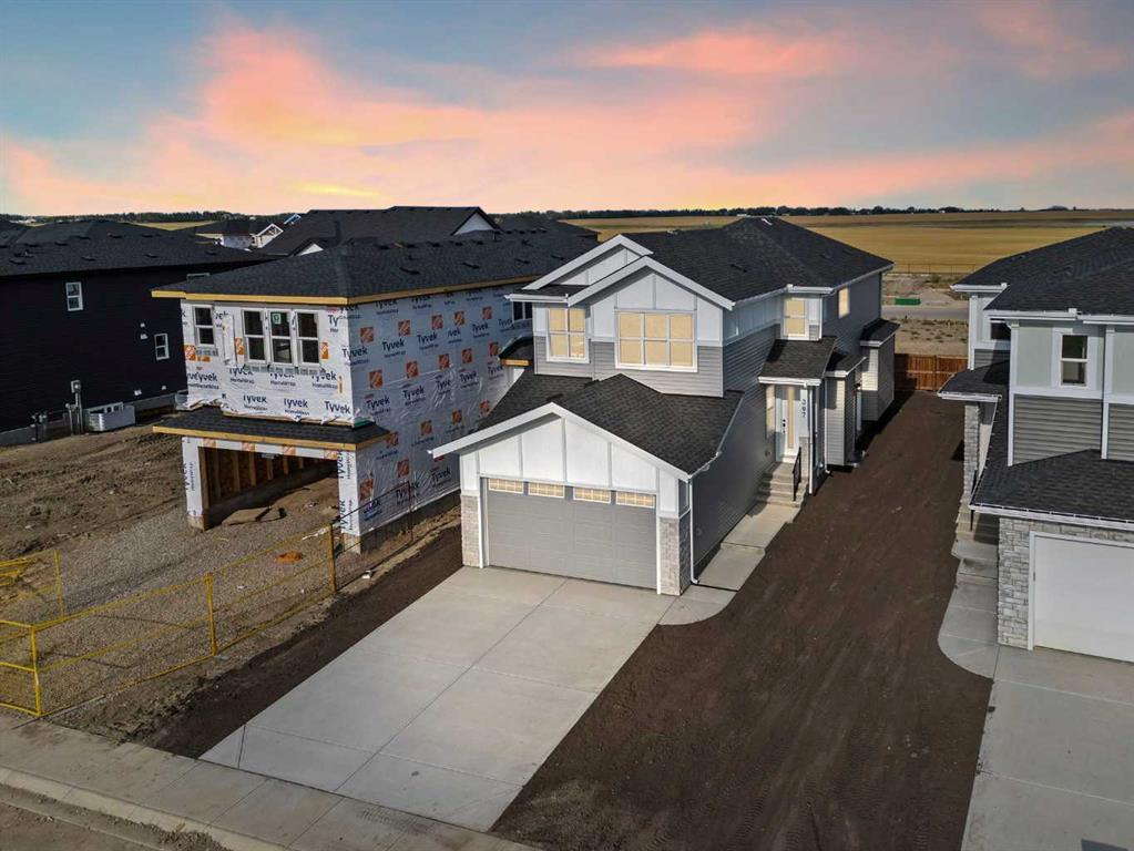 Picture of 307 Kinniburgh Loop , Chestermere Real Estate Listing