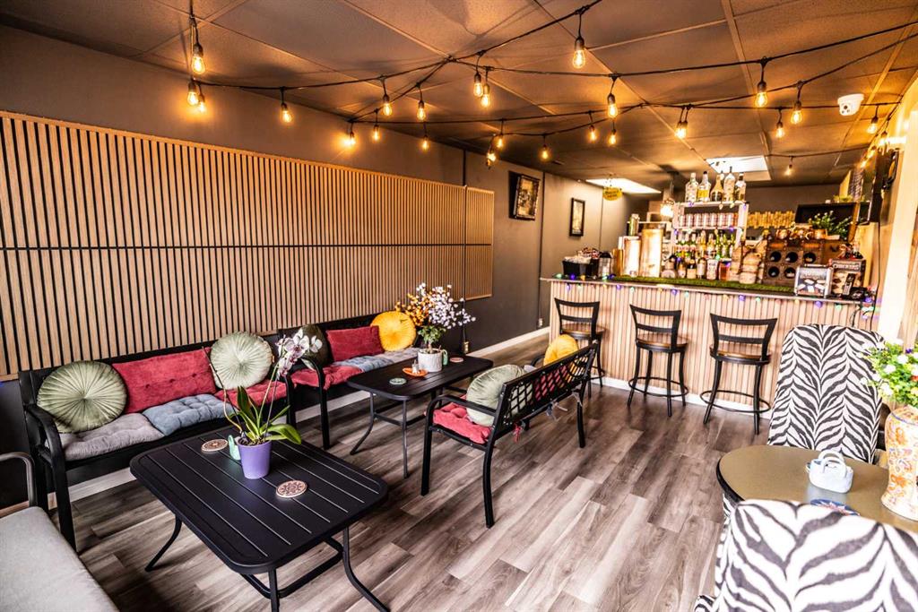 Picture of Strathmore Real Estate Listing