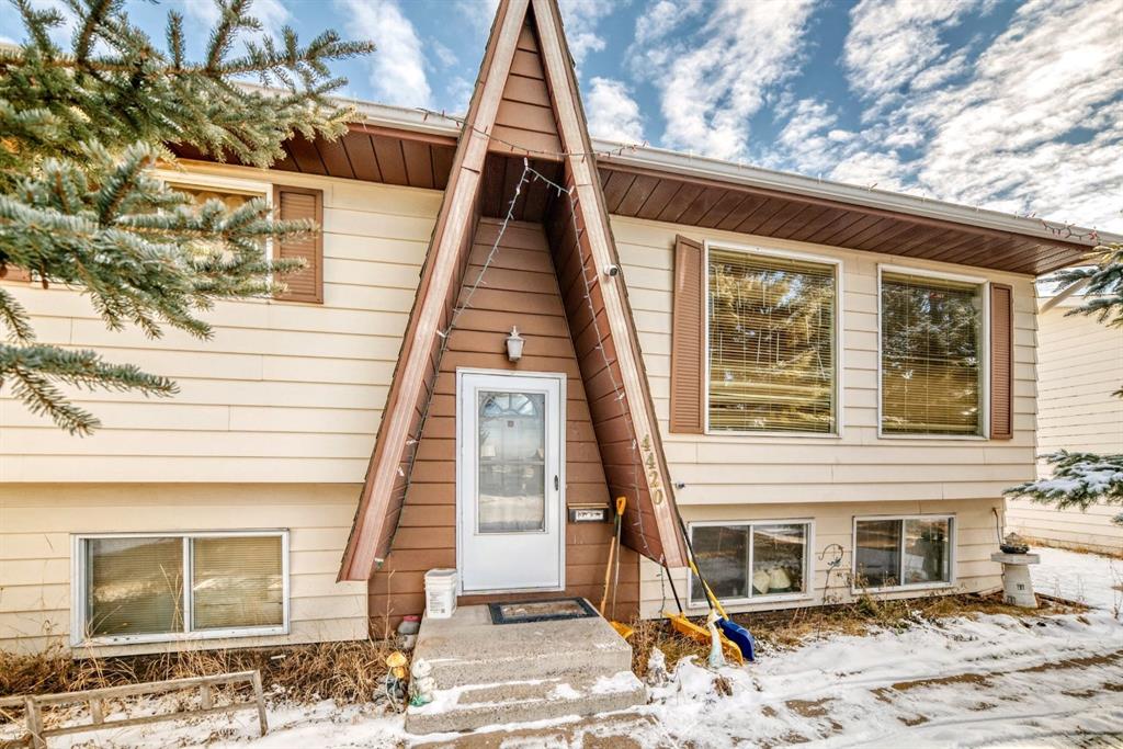 Picture of 4420 57 Avenue , Innisfail Real Estate Listing