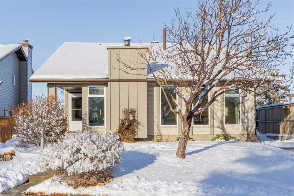 Picture of 76 Bedford Circle NE, Calgary Real Estate Listing