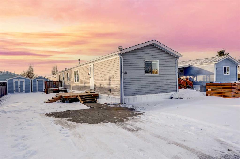 Picture of 27 Westover Crescent W, Claresholm Real Estate Listing