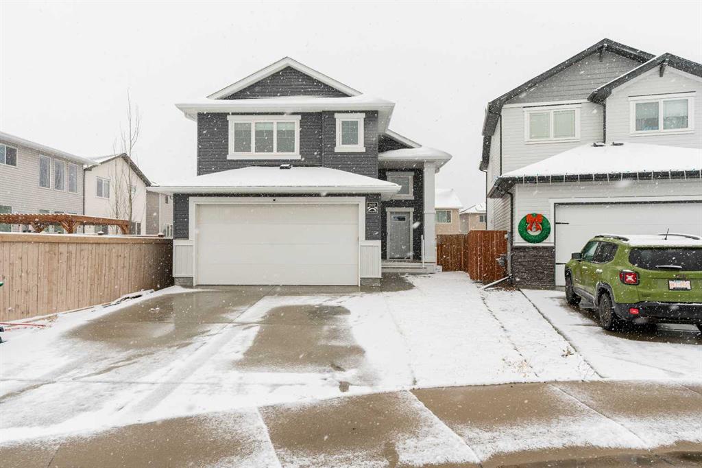 Picture of 207 Moonlight Cove W, Lethbridge Real Estate Listing