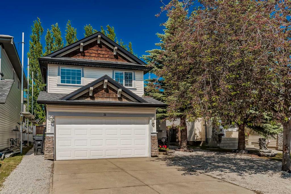Picture of 31 Panatella Drive NW, Calgary Real Estate Listing
