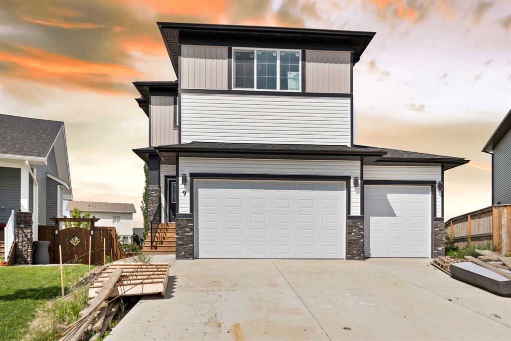 Picture of 9 McClung Gate , Carstairs Real Estate Listing
