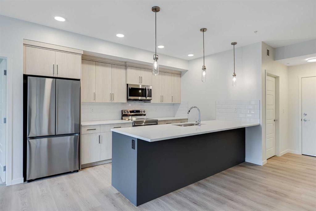 Picture of 207, 245 Edith Place NW, Calgary Real Estate Listing