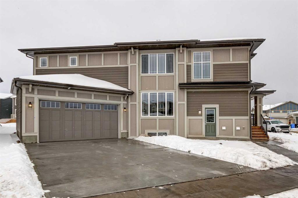 Picture of 9 Magnolia Path SE, Calgary Real Estate Listing