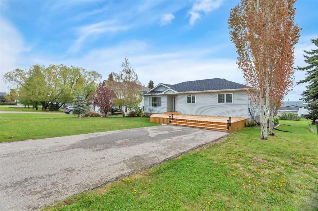 Picture of 336 5 Avenue S, Big Valley Real Estate Listing