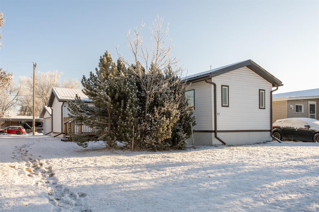 Picture of 11 1st Avenue N, Hay Lakes Real Estate Listing