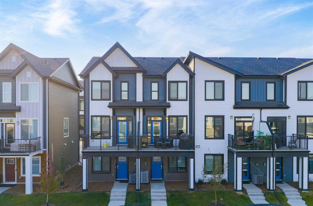 Picture of 364 Seton Villas SE, Calgary Real Estate Listing