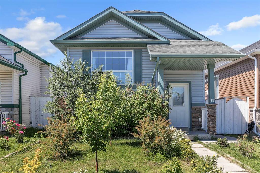 Picture of 19 Saddlemont Way NE, Calgary Real Estate Listing