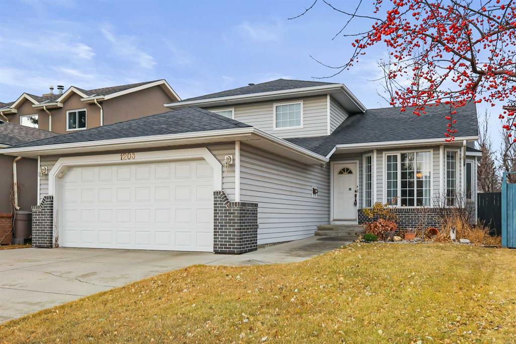 Picture of 1208 Sunvista Way SE, Calgary Real Estate Listing