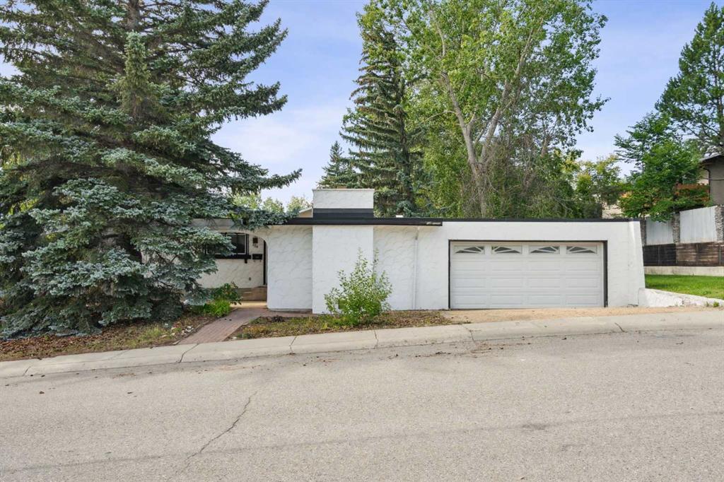Picture of 114 Dalgleish Bay NW, Calgary Real Estate Listing