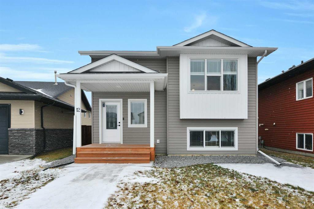 Picture of 12 Hammond Close , Sylvan Lake Real Estate Listing