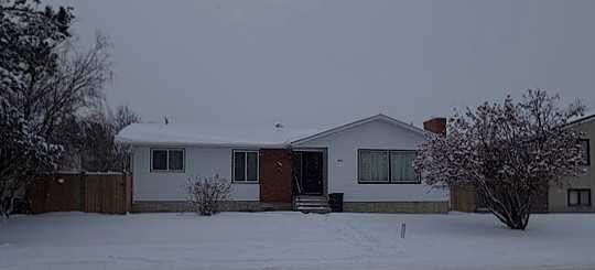 Picture of 605 6 Avenue NE, Slave Lake Real Estate Listing