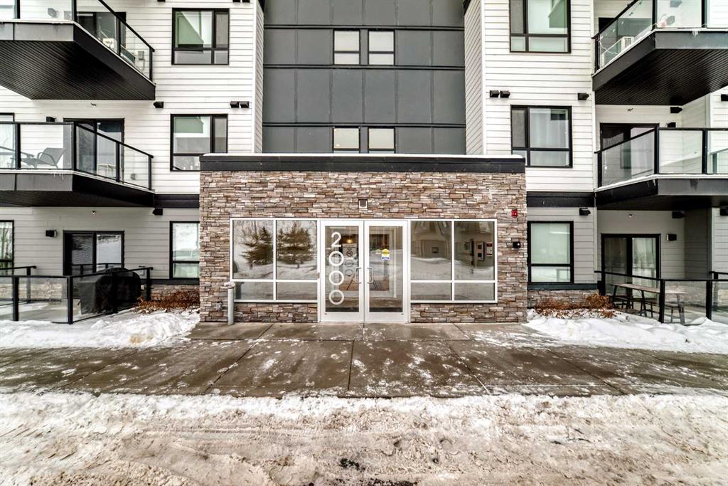 Picture of 2401, 42 Cranbrook Gardens SE, Calgary Real Estate Listing