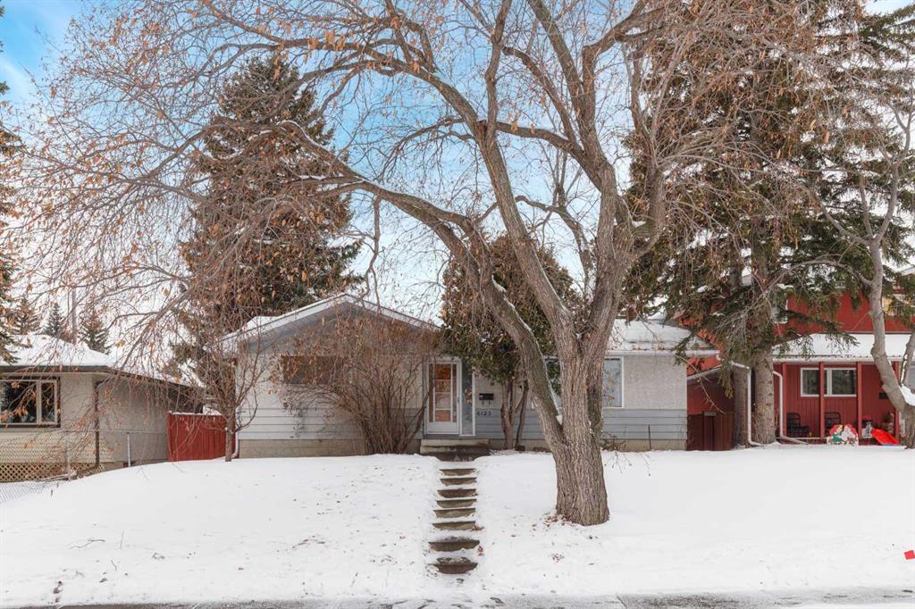 Picture of 6123 Lacombe Way SW, Calgary Real Estate Listing