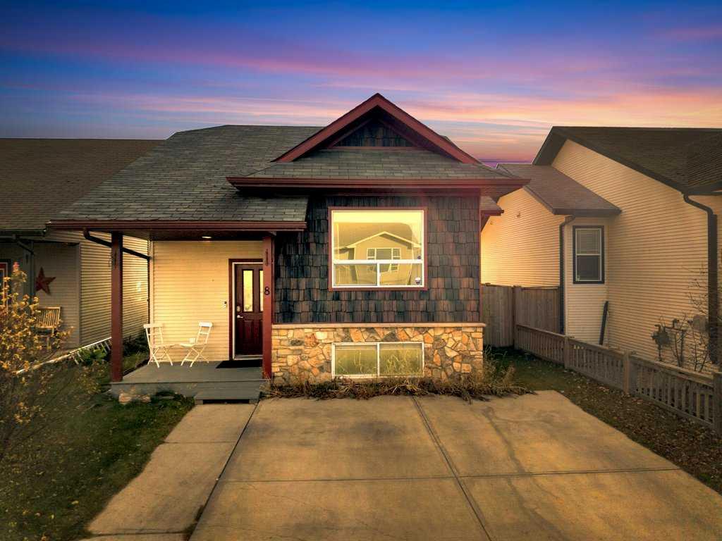 Picture of 8 Horne Close , Sylvan Lake Real Estate Listing
