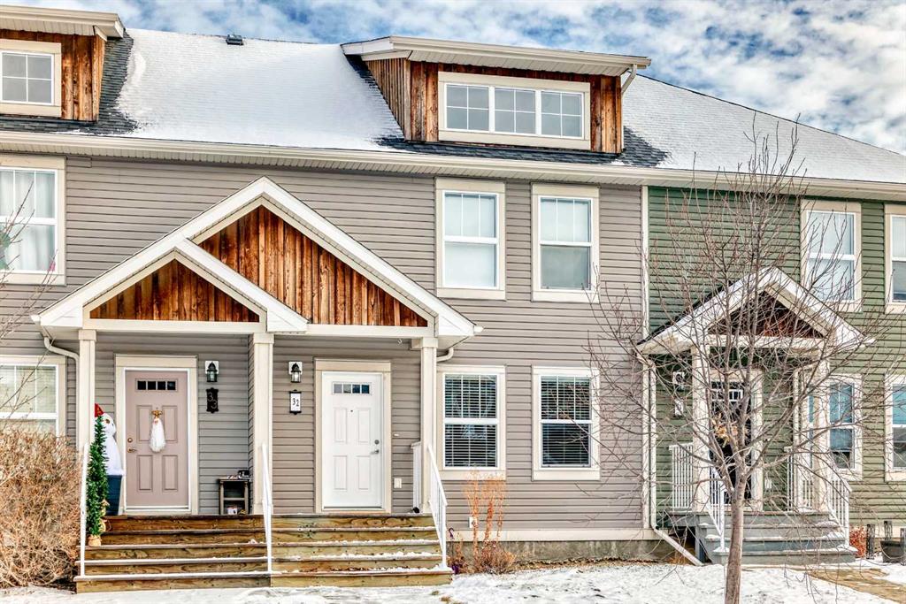 Picture of 32 Reid Court , Sylvan Lake Real Estate Listing