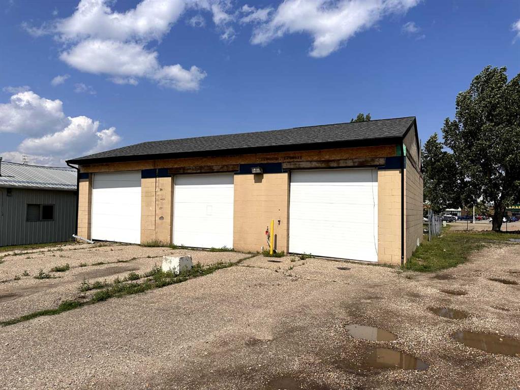 Picture of 5120 49th Avenue , Innisfail Real Estate Listing