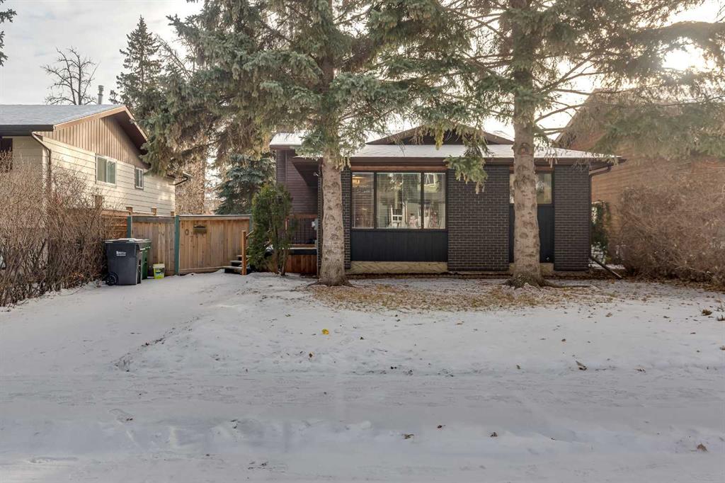 Picture of 107 Greig Drive , Red Deer Real Estate Listing