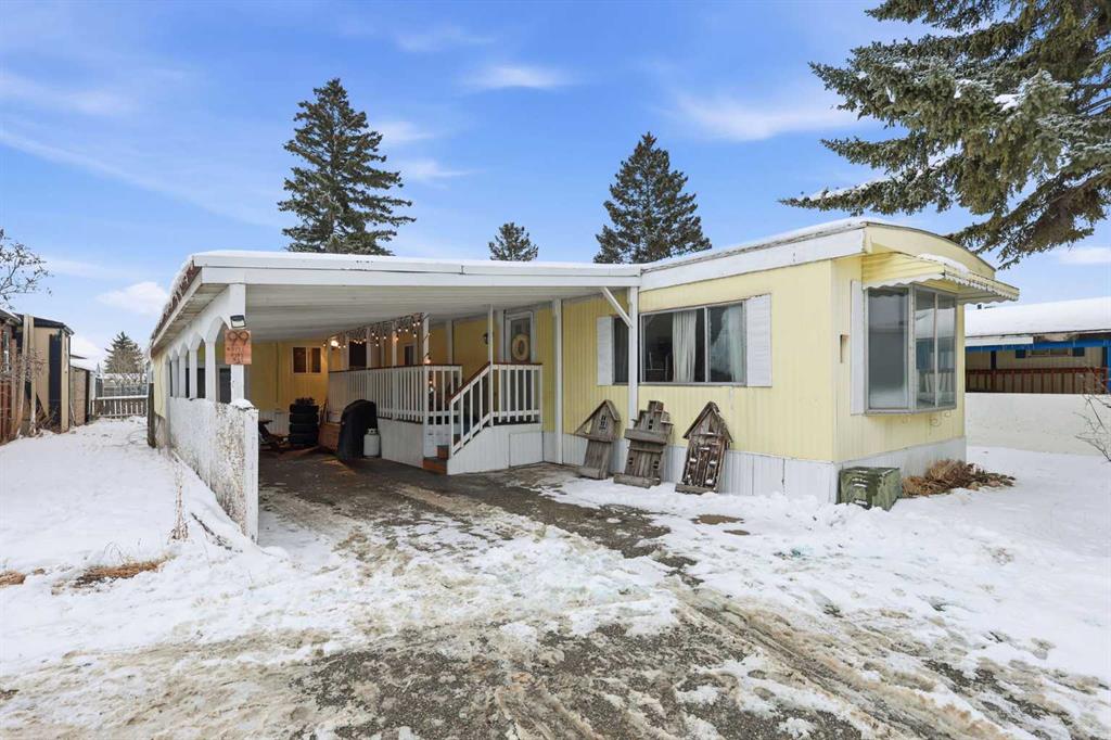 Picture of 99, 3223 83 Street NW, Calgary Real Estate Listing