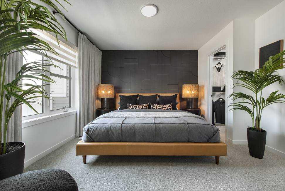 Picture of 19765 45 Street SE, Calgary Real Estate Listing