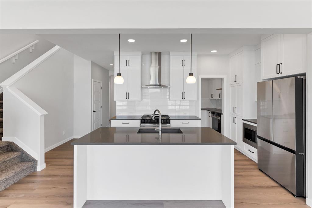 Picture of 72 Lewiston Drive NE, Calgary Real Estate Listing