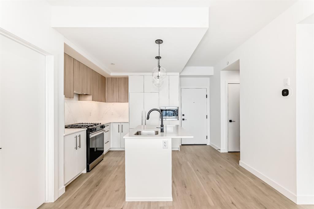 Picture of 415, 8375 Broadcast Avenue SW, Calgary Real Estate Listing