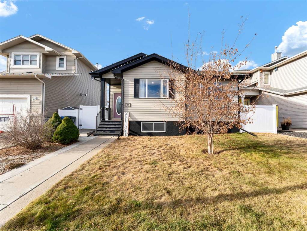 Picture of 48 Vista Place SE, Medicine Hat Real Estate Listing