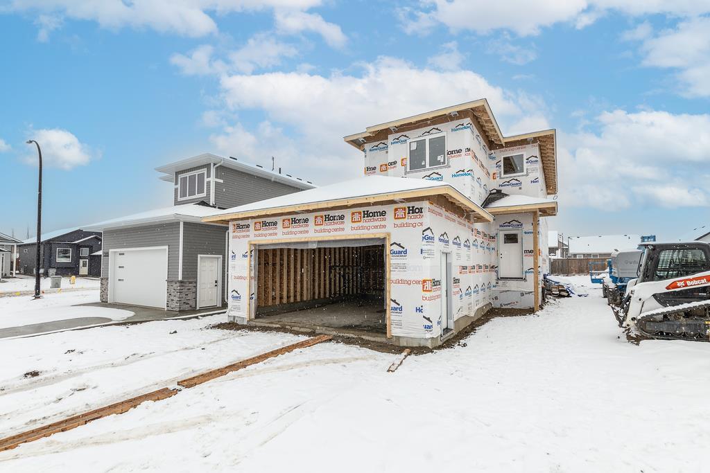 Picture of 1313 56 Avenue , Lloydminster Real Estate Listing