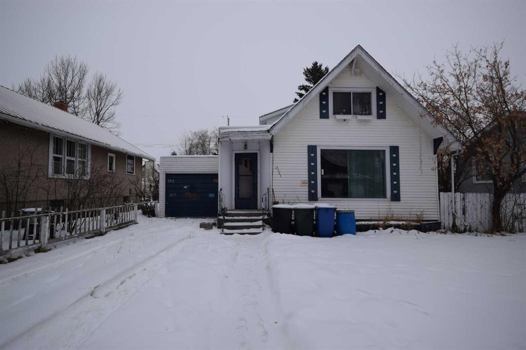 Picture of 2121 21 Avenue , Didsbury Real Estate Listing