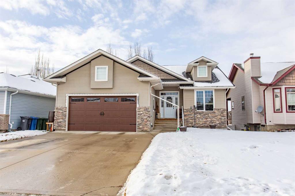 Picture of 4831 56 Avenue , Innisfail Real Estate Listing