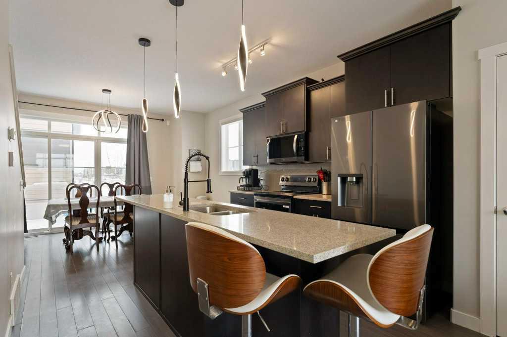 Picture of 154 Redstone View NE, Calgary Real Estate Listing