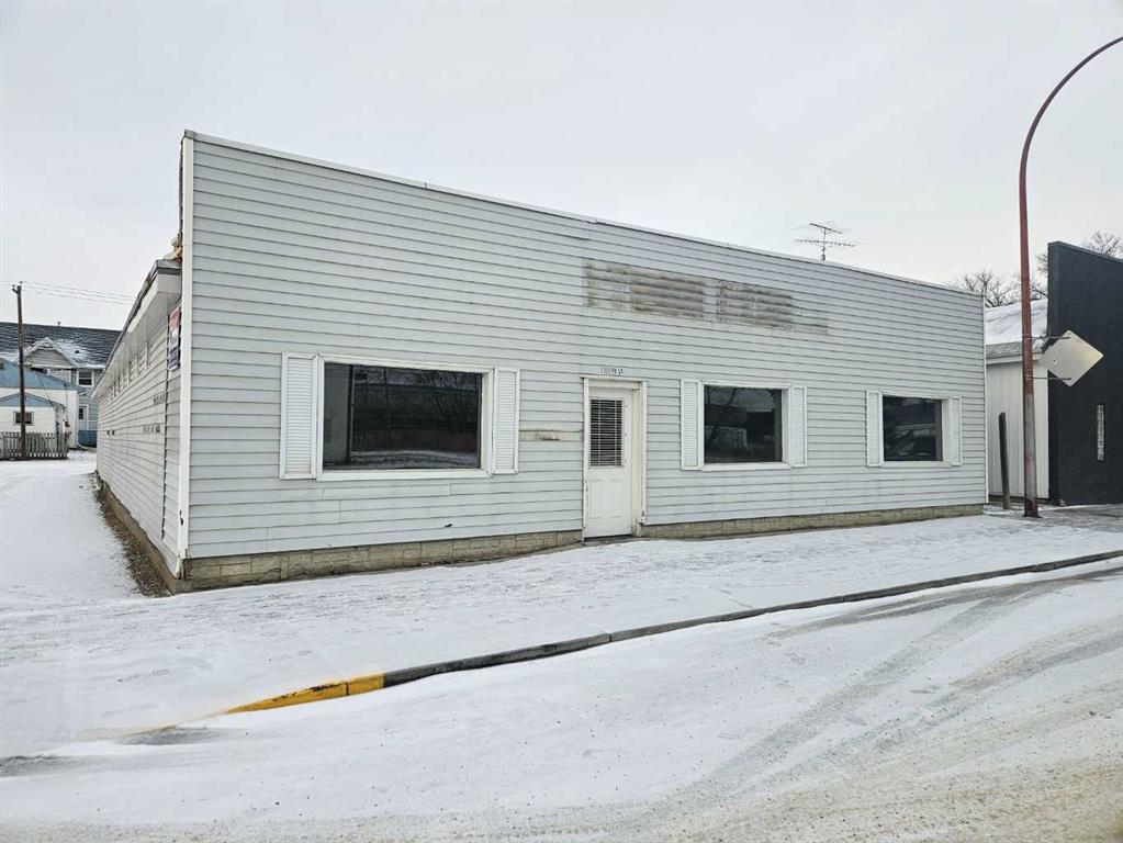 Picture of 5306 50 Street , Ponoka Real Estate Listing
