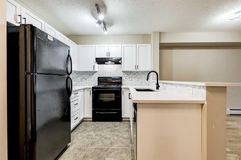 Picture of 8106, 70 Panamount Drive NW, Calgary Real Estate Listing