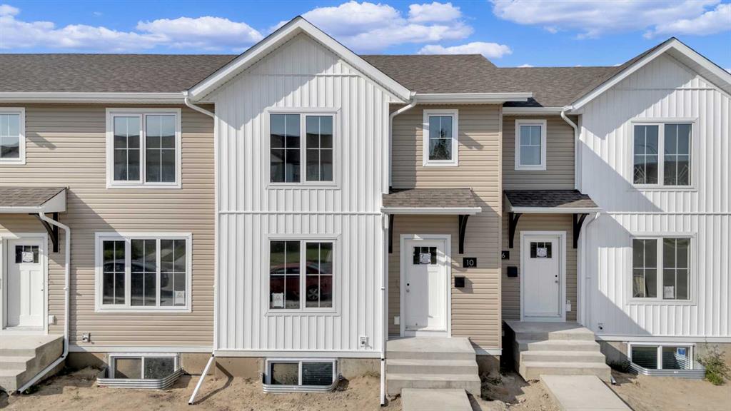 Picture of 10 Anna Close , Blackfalds Real Estate Listing